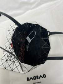 Picture of Issey Miyake Handbags _SKUfw195281634fw